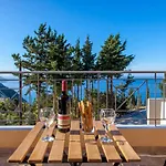 Ble On Blue Villa Athanion