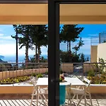 Ble On Blue Villa Athanion