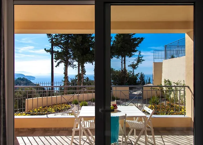 Ble On Blue Villa Athánion