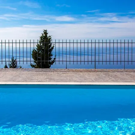 Ble On Blue Villa