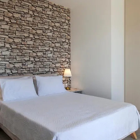 Vilă Ble On Blue Athánion